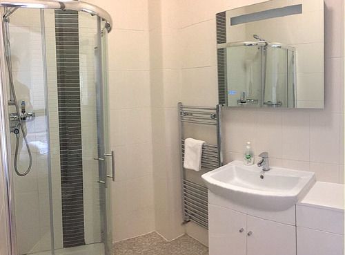 Avoncot Guest house